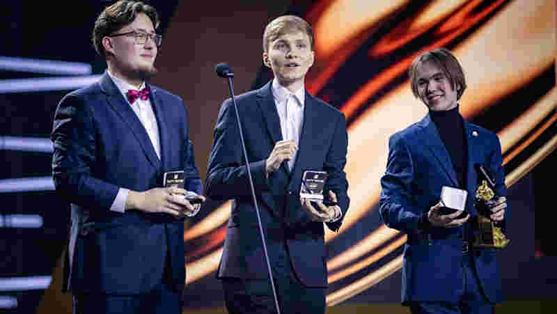 资讯《绝地求生》怎么复活队友？ 复活队友操作方法