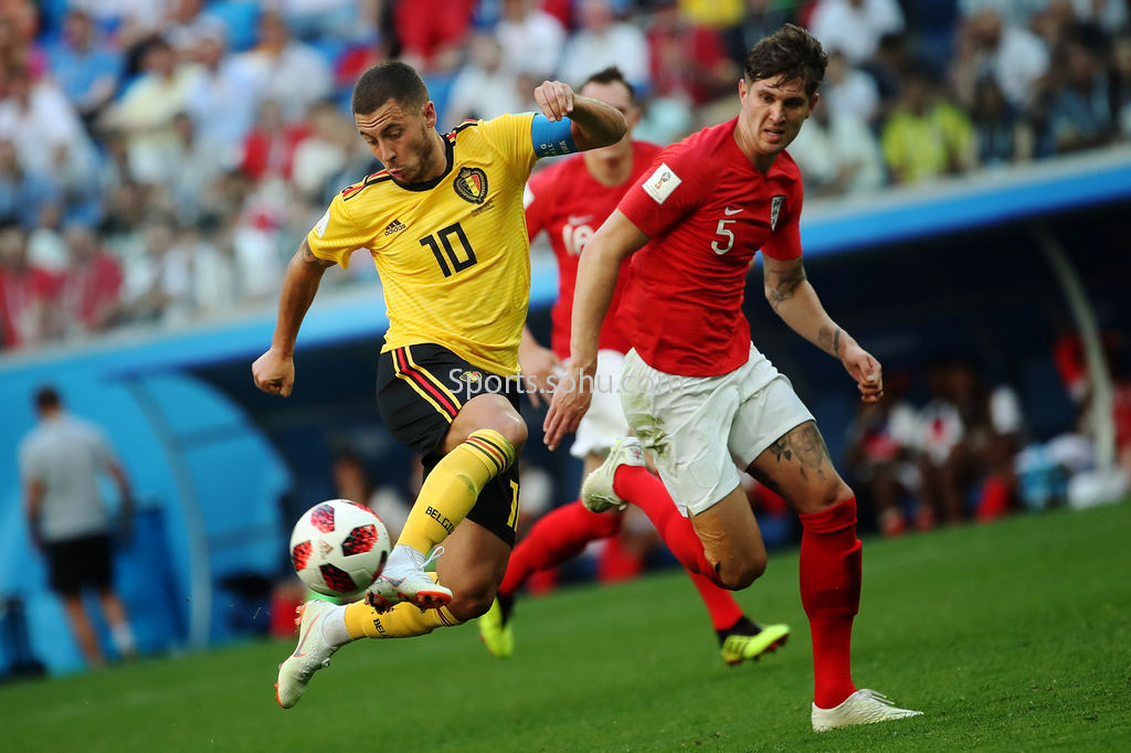 媒体Daily e-Sports记者Kenzi透露： 流言称2023 MSI在英国举办、S13世界赛在韩国举办